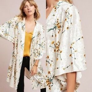ANTHRO Floreat Velvet Dandelion Kimono